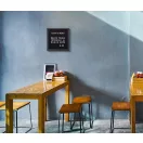 BETŰTÁBLA FEKETE FA KERETTEL 60 X 80 CM