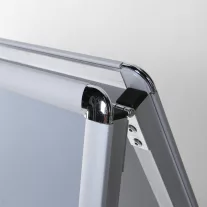MEGÁLLÍTÓ TÁBLA DESIGN 25 MM LEKEREKÍTETT PROFILLAL A1