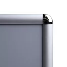 PLAKÁTKERET 25 MM LEKEREKÍTETT SAROKKAL A4