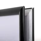 PLAKÁTTARTÓ ÁLLVÁNY PLAKÁTKERETTEL 2xA1 KÉTOLDALAS FEKETE